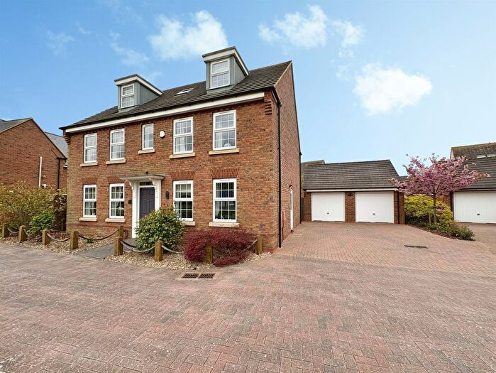 5 Bedroom Detached House For Sale In Illustrious, Brooklands, Milton Keynes, MK10