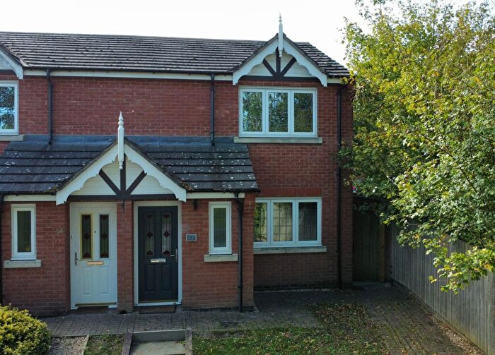 3 Bedroom Semi-Detached House For Sale In Southwell Close, Melton Mowbray, LE13
