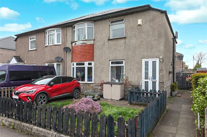 3 Bedroom Flat For Sale In Croftfoot Road, Glasgow, Glasgow City, G44