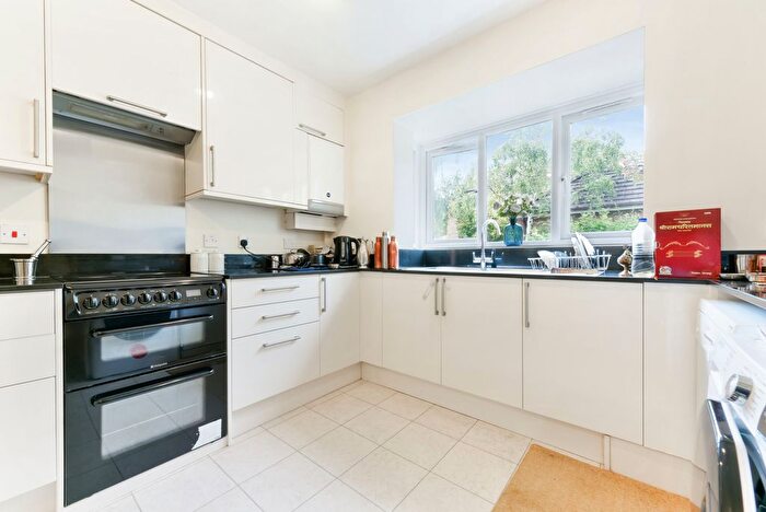 3 Bedroom Detached House To Rent In Cottenham Park Road, London, SW20