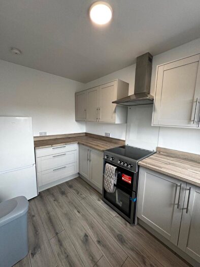 3 Bedroom Flat To Rent In Wales Street, City Centre, Aberdeen, AB24