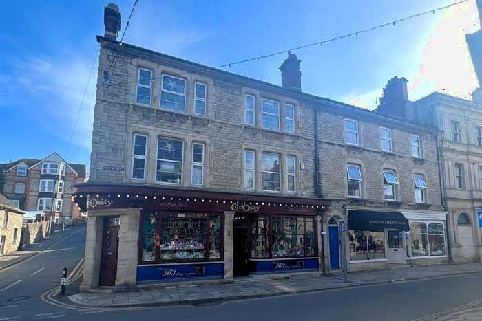 2 Bedroom Flat To Rent In High Street, Swanage, BH19