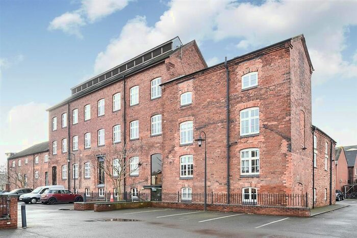 2 Bedroom Flat To Rent In Horninglow Street, Burton-On-Trent, DE14