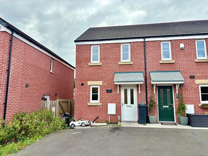 2 Bedroom End Of Terrace House For Sale In Ffordd Cynon, Rhos, Pontardawe, Swansea., SA8