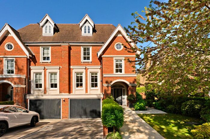 5 Bedroom Semi-Detached House To Rent In Wootton Place, Esher, Surrey, KT10