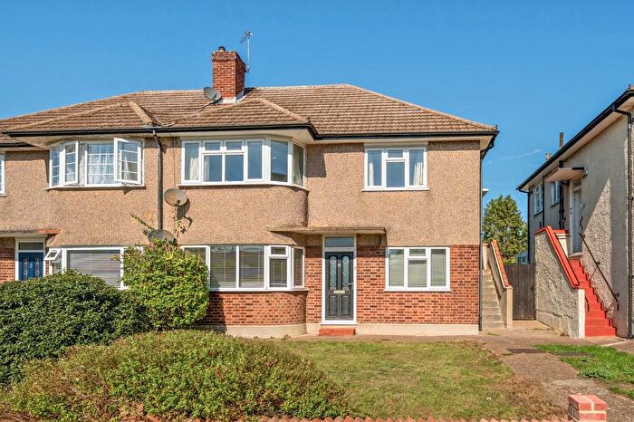 2 Bedroom Maisonette To Rent In High Street, West Wickham, BR4