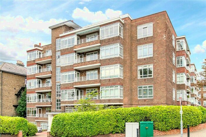 4 Bedroom Flat To Rent In Hillbrow, Richmond Hill, Richmond, Surrey TW10