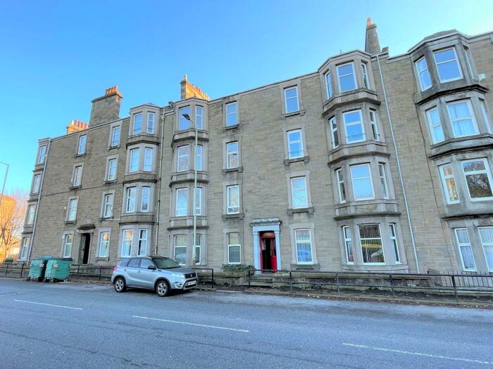 2 Bedroom Flat To Rent In -R, Arbroath Road, Dundee, DD4