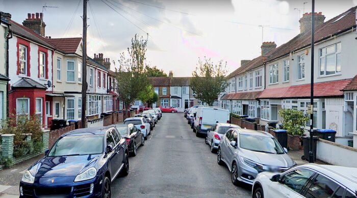 3 Bedroom Terraced House To Rent In Sunnyside Road East, London, N9