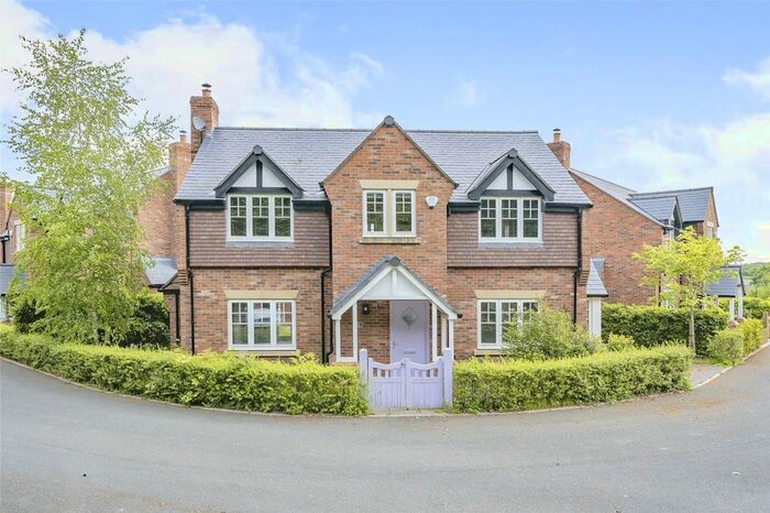 4 Bedroom Detached House For Sale In St Elphin's View, Daresbury, Warrington, Cheshire, WA4