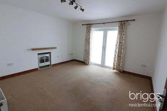 2 Bedroom Detached Bungalow For Sale In Suttons Lane, Deeping Gate, Market Deeping, PE6