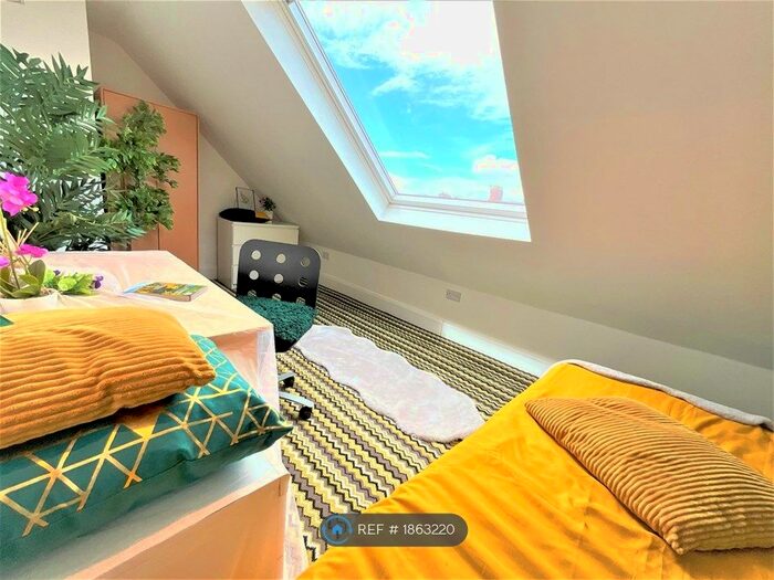 6 Bedroom Terraced House To Rent In Falmouth Road, Newcastle Upon Tyne, NE6