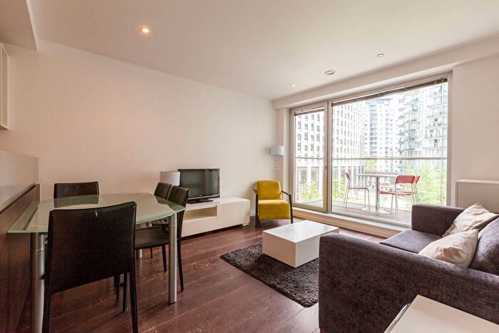 2 Bedroom Flat To Rent In Baltimore Wharf, Canary Wharf, London, E14