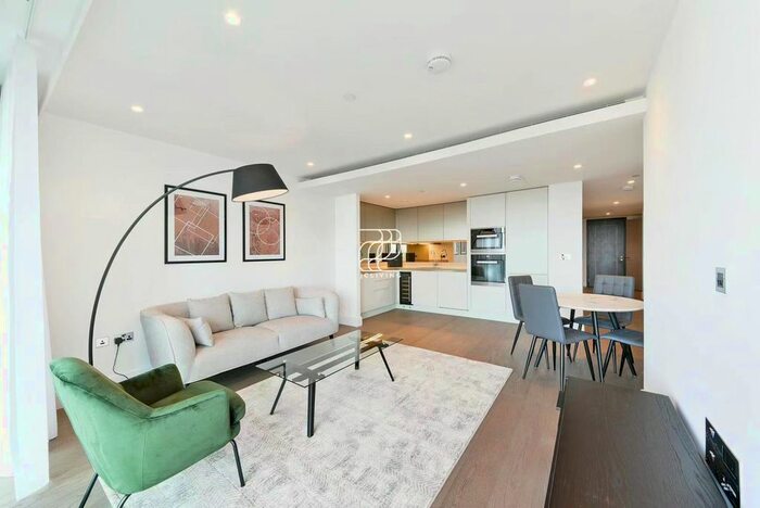 2 Bedroom Flat To Rent In The Dumont, London, SE1