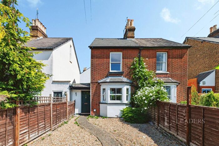 4 Bedroom House To Rent In Victoria Place, Epsom, KT17