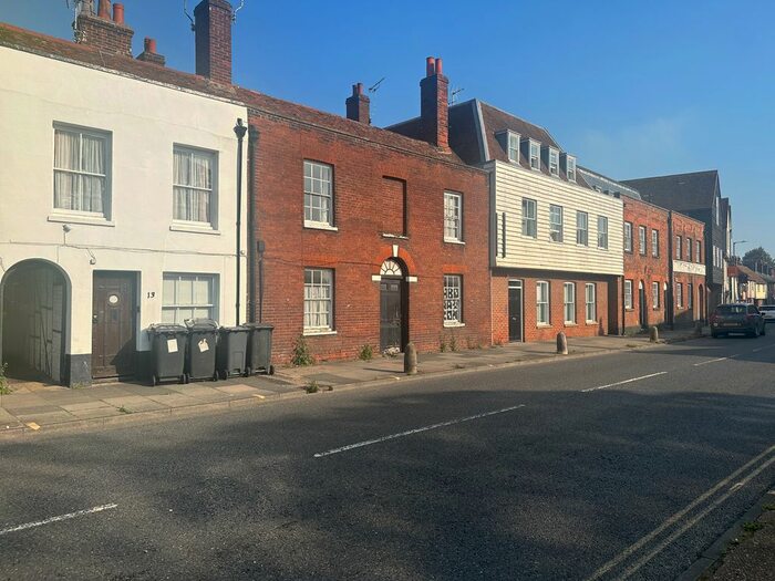 3 Bedroom End Of Terrace House To Rent In North Lane, Canterbury, CT2