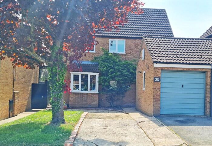 4 Bedroom Detached House For Sale In Glebe Road, Stilton, Peterborough, PE7