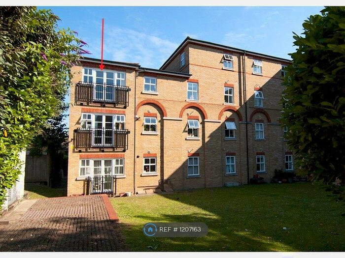 2 Bedroom Flat To Rent In Belvedere Place, London, SW2