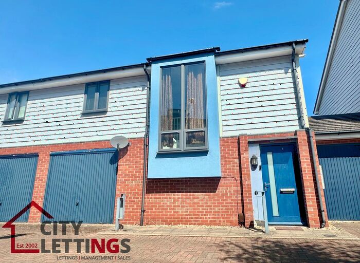 2 Bedroom Semi-Detached House To Rent In Cremorne Drive, Nottingham, NG2