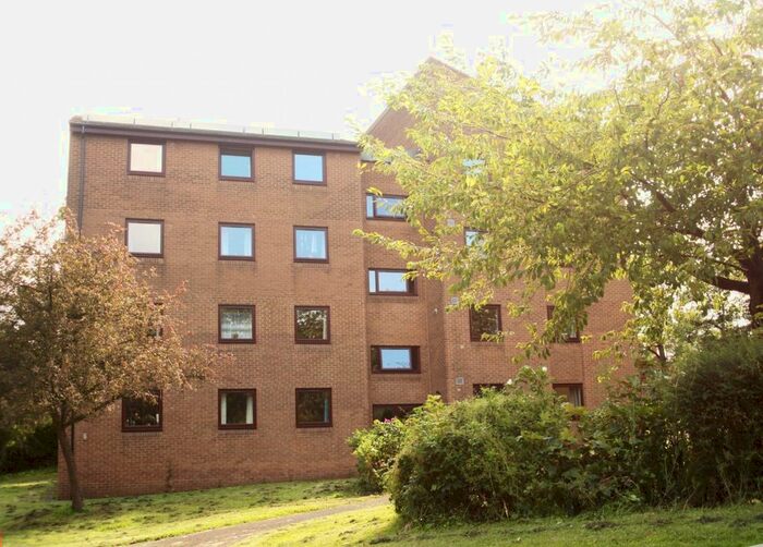 2 Bedroom Flat To Rent In Oakwood, Greystoke Gardens, Newcastle Upon Tyne, NE2