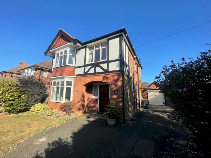 4 Bedroom Detached House To Rent In Parklands Avenue, Bognor Regis, PO21