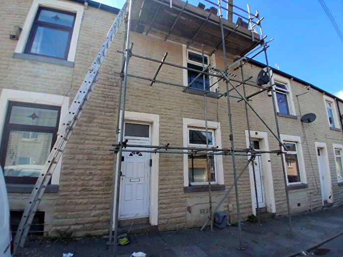 2 Bedroom Terraced House To Rent In Branch Road, Burnley, BB11
