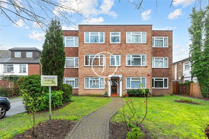 1 Bedroom Apartment For Sale In Sunningfields Road, London, NW4