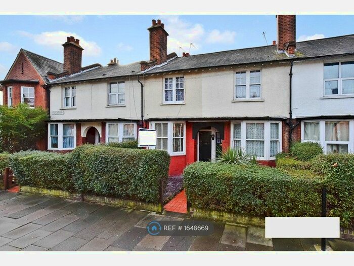 2 Bedroom Terraced House To Rent In Risley Avenue, London, N17
