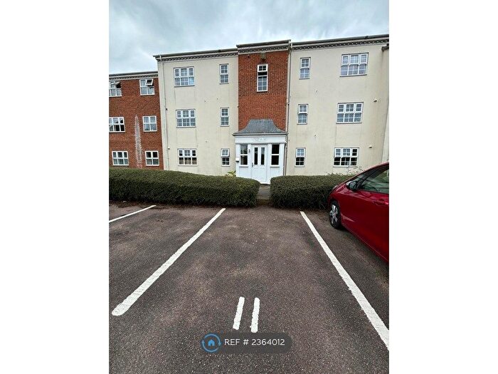2 Bedroom Flat To Rent In Moorhen Court, Aylesbury, HP19