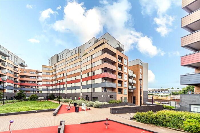2 Bedroom Apartment For Sale In Montmorency Gardens, London, N11