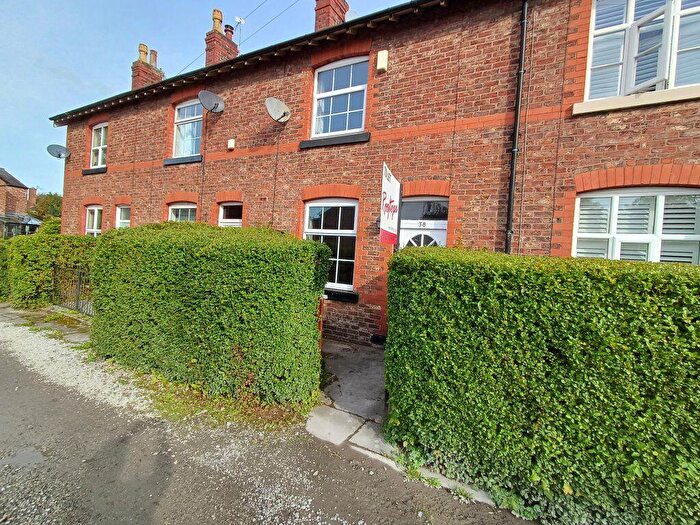 2 Bedroom Terraced House To Rent In Mount Pleas, Ws, SK9