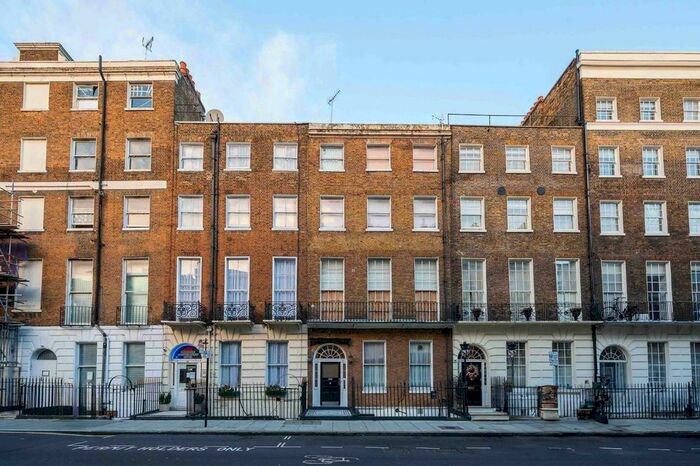 2 Bedroom Flat To Rent In Upper Berkeley Street, Marylebone, London, W1H