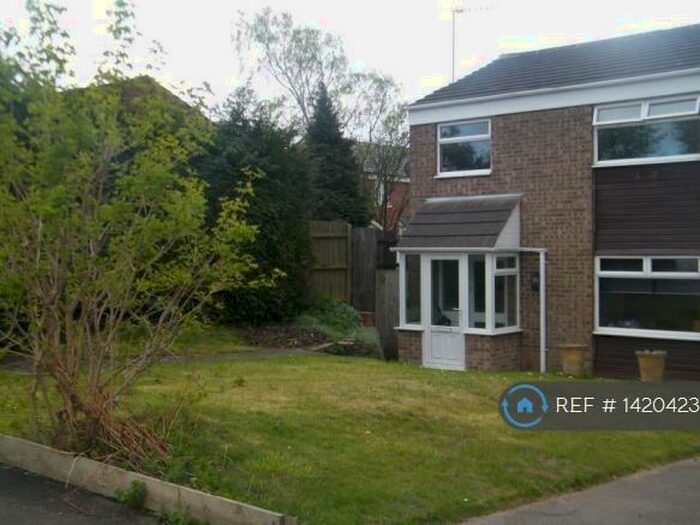 3 Bedroom End Of Terrace House To Rent In Byron Way, Catshill, Bromsgrove, B61