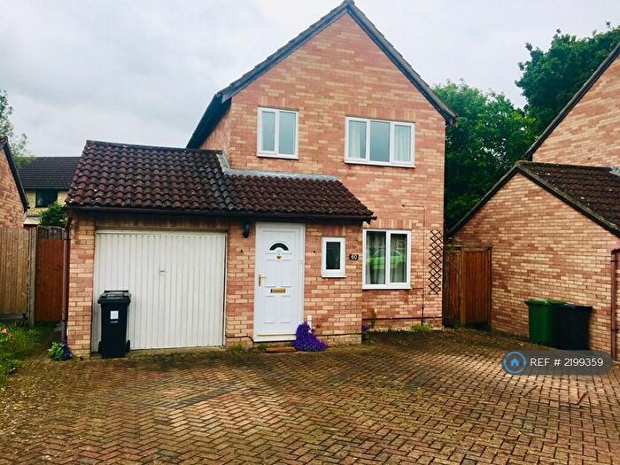3 Bedroom Detached House To Rent In Broad Croft, Bristol, BS32