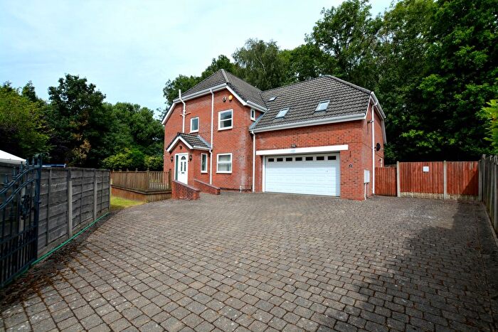 6 Bedroom Detached House For Sale In Old Meadow Drive, Denton, M34