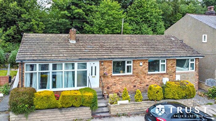 4 Bedroom Detached Bungalow For Sale In Eastfield Road, Mirfield, WF14