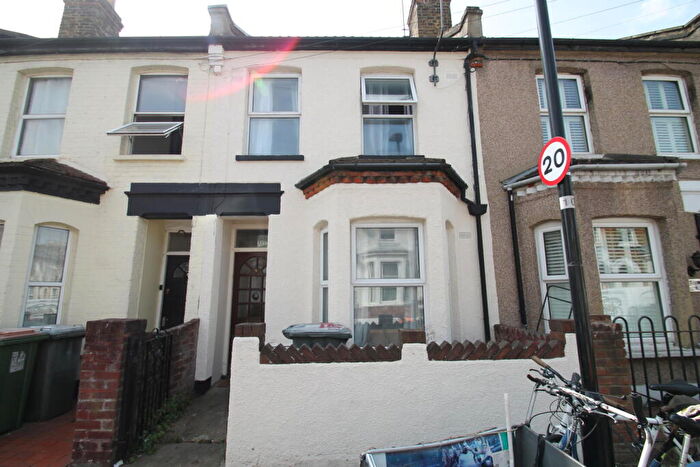 4 Bedroom Terraced House For Sale In Chesterton Terrace, London, E13