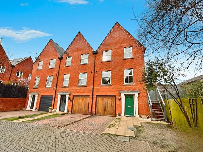 3 Bedroom Town House For Sale In Hawes Street, Ipswich, IP2
