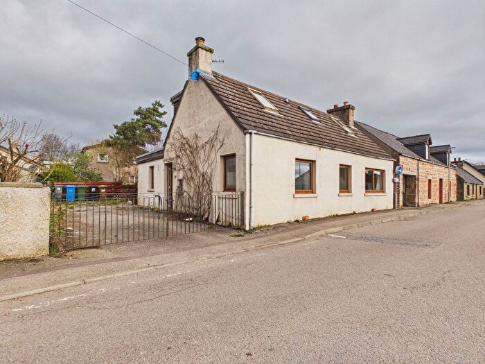 2 Bedroom Detached House For Sale In Averon Road, Alness, IV17