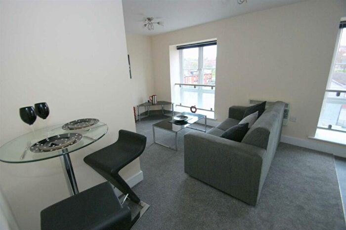 1 Bedroom Flat To Rent In Winker Green Mills, Stanningley Road, LS12