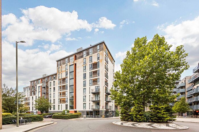 1 Bedroom Flat For Sale In Pulse Development, Colindale, NW9