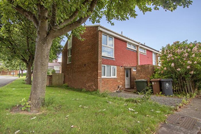 3 Bedroom Semi-Detached House To Rent In Bodmin Close, Wallsend, Tyne And Wear, NE28