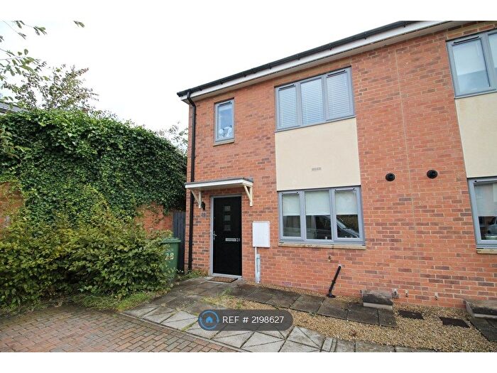 2 Bedroom Semi-Detached House To Rent In Coltspool, Gateshead, NE11