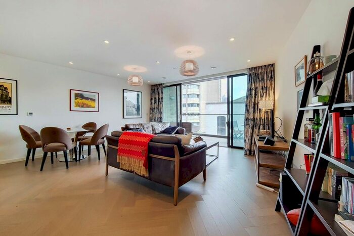 2 Bedroom Flat To Rent In Snowsfields, London Bridge, London, SE1