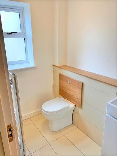 1 Bedroom Apartment To Rent In Richmond Road, Cardiff(City), CF24