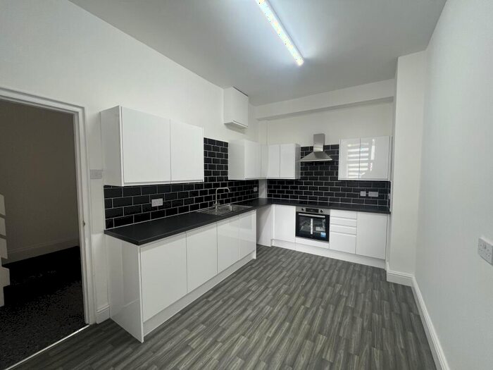 1 Bedroom Flat To Rent In Walker Terrace, The Hoe, PL1