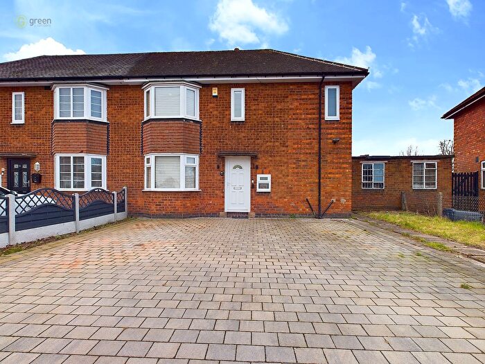 3 Bedroom Semi-Detached House For Sale In Summer Lane, Minworth, Sutton Coldfield, B76