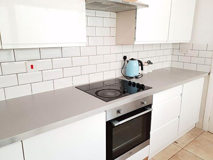 4 Bedroom Terraced House To Rent In Comet Street, Cardiff, CF24