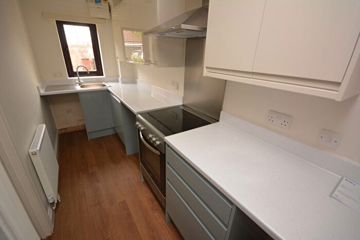 1 Bedroom Terraced House To Rent In Hillside Mews, CM2
