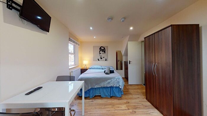 Studio To Rent In Anson Road, London, NW2